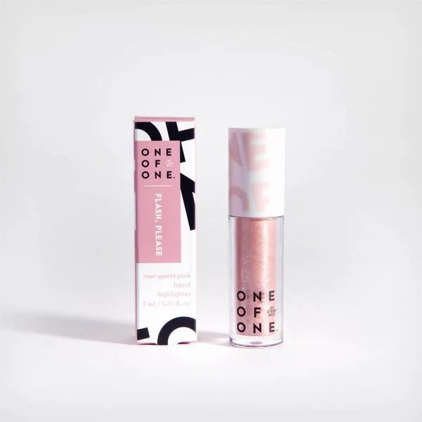 One of One by C'est Moi Flash Please Show Off