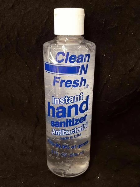 Nước rửa tay Clean N Fresh Antibacterial Instant Hand Sanitizer