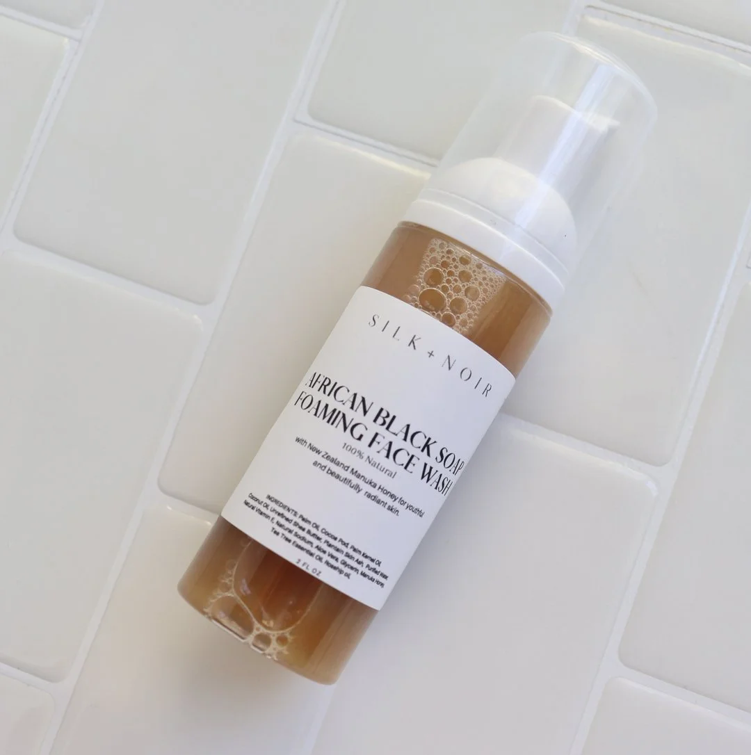 Sữa rửa mặt Silk + Noir Silk & Noir African Black Soap Foaming Face Wash