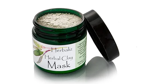 Herbal Clay Mask Pulling