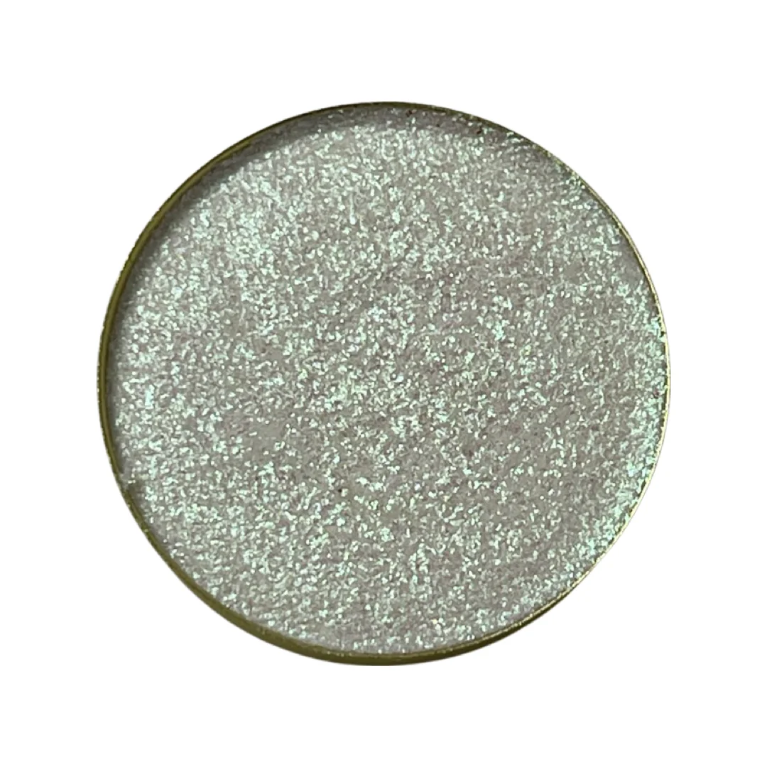 By SD Cosmetics Eyeshadow Falling