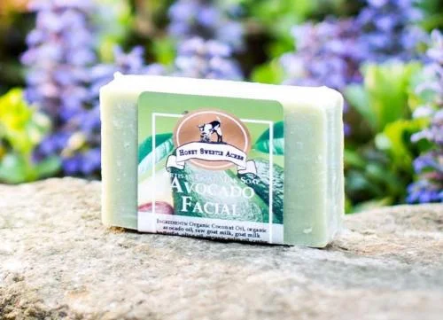 Xà phòng Honey Sweetie Acres Goat Milk Soap Avocado Facial