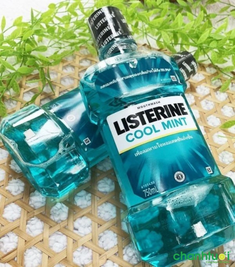 Nước súc miệng Listerine