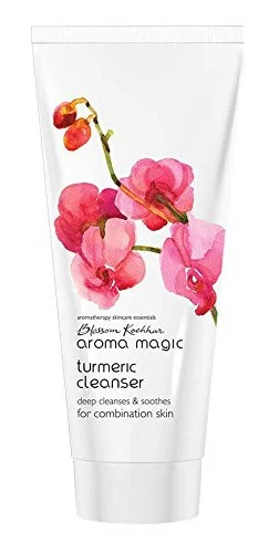 Sữa rửa mặt Aroma Magic Turmeric Cleanser Deep Cleanses & Soothes For Combination Skin