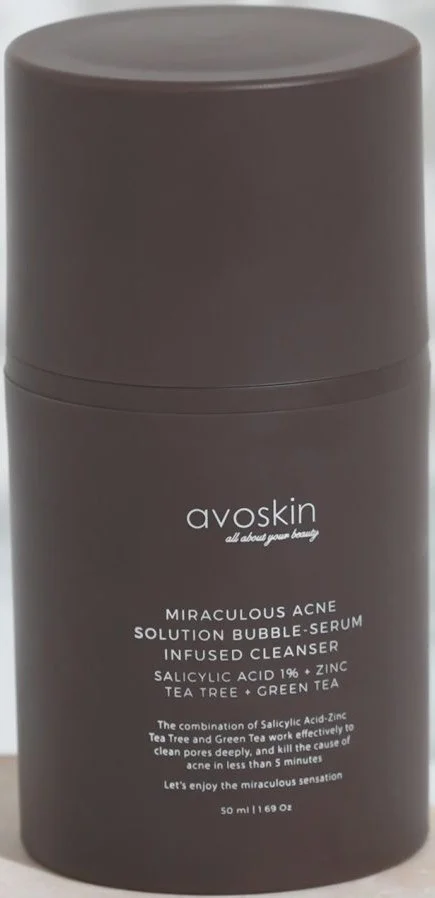 Sữa rửa mặt Avoskin Miraculous Acne Solution Bubble-Serum Infused Cleanser