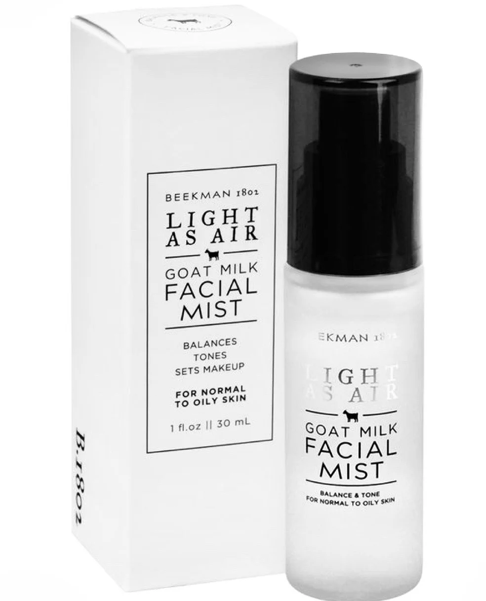Xịt khoáng Beekman 1802 Light As Air Goat Milk Facial Mist