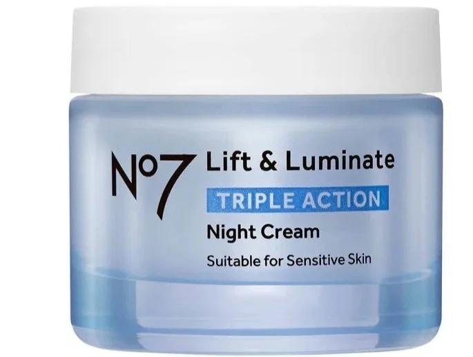 Kem dưỡng ban đêm Boots No7 Lift And Luminate triple action Night Cream
