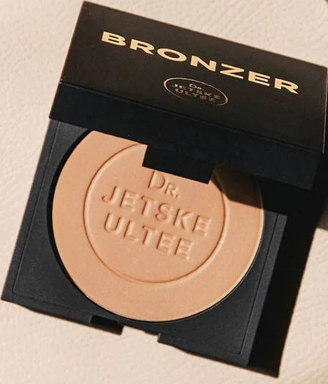Phấn tạo khối tối Dr. Jetske Ultee Bronzer