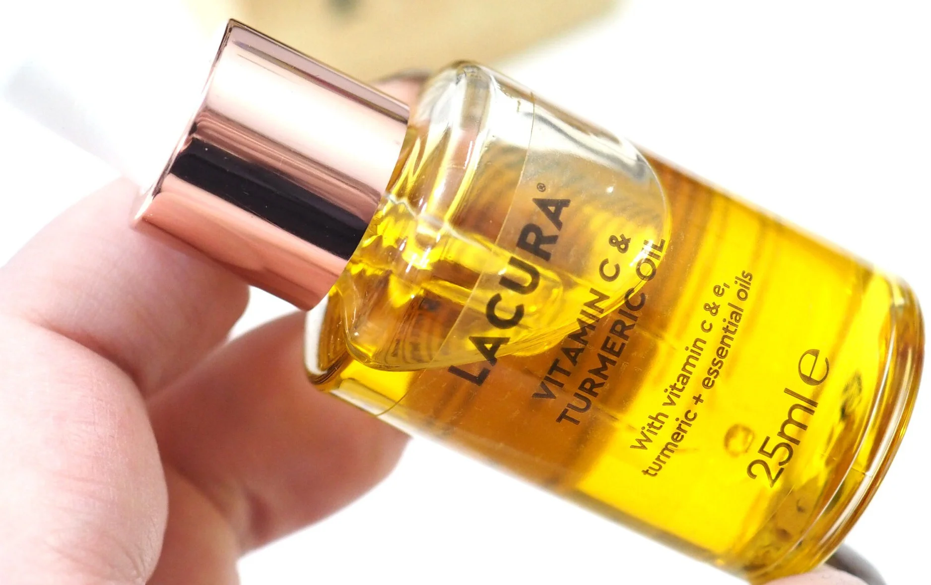 Lacura Vitamin C And Turmeric Oil