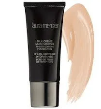 Laura Mercier Silk Crème Moisturizing Photo Edition Foundation