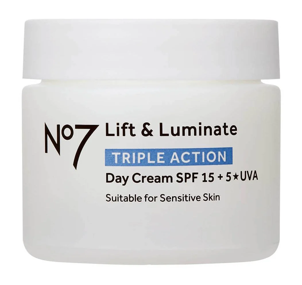 No7 Laboratories No7 Lift & Luminate Triple Action Day Cream SPF 15 + 5* UVA