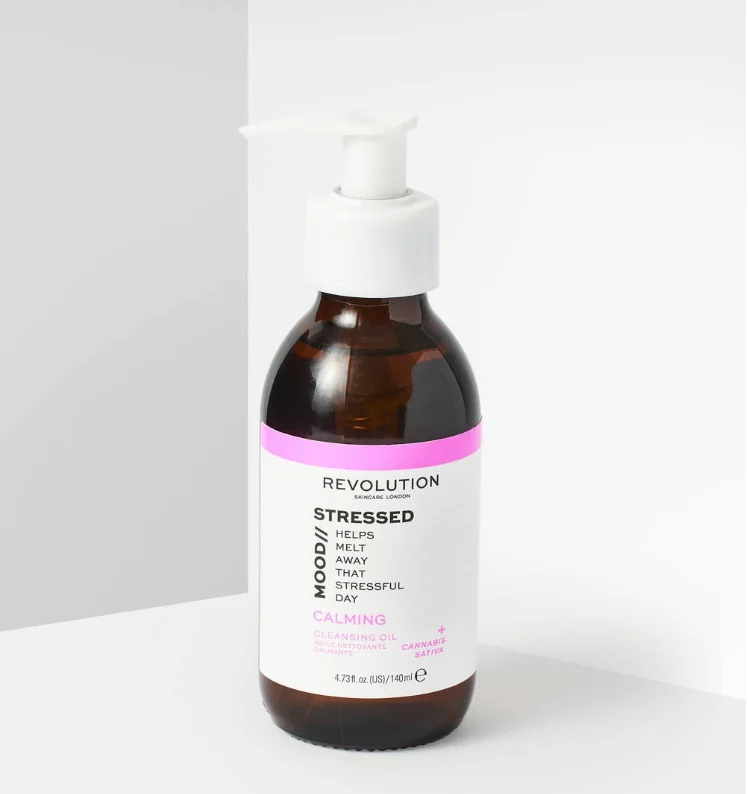 Dầu tẩy trang Revolution Skincare Stressed Mood Calming Cleansing Oil