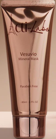 Urban Retreat Vesuvio Mask