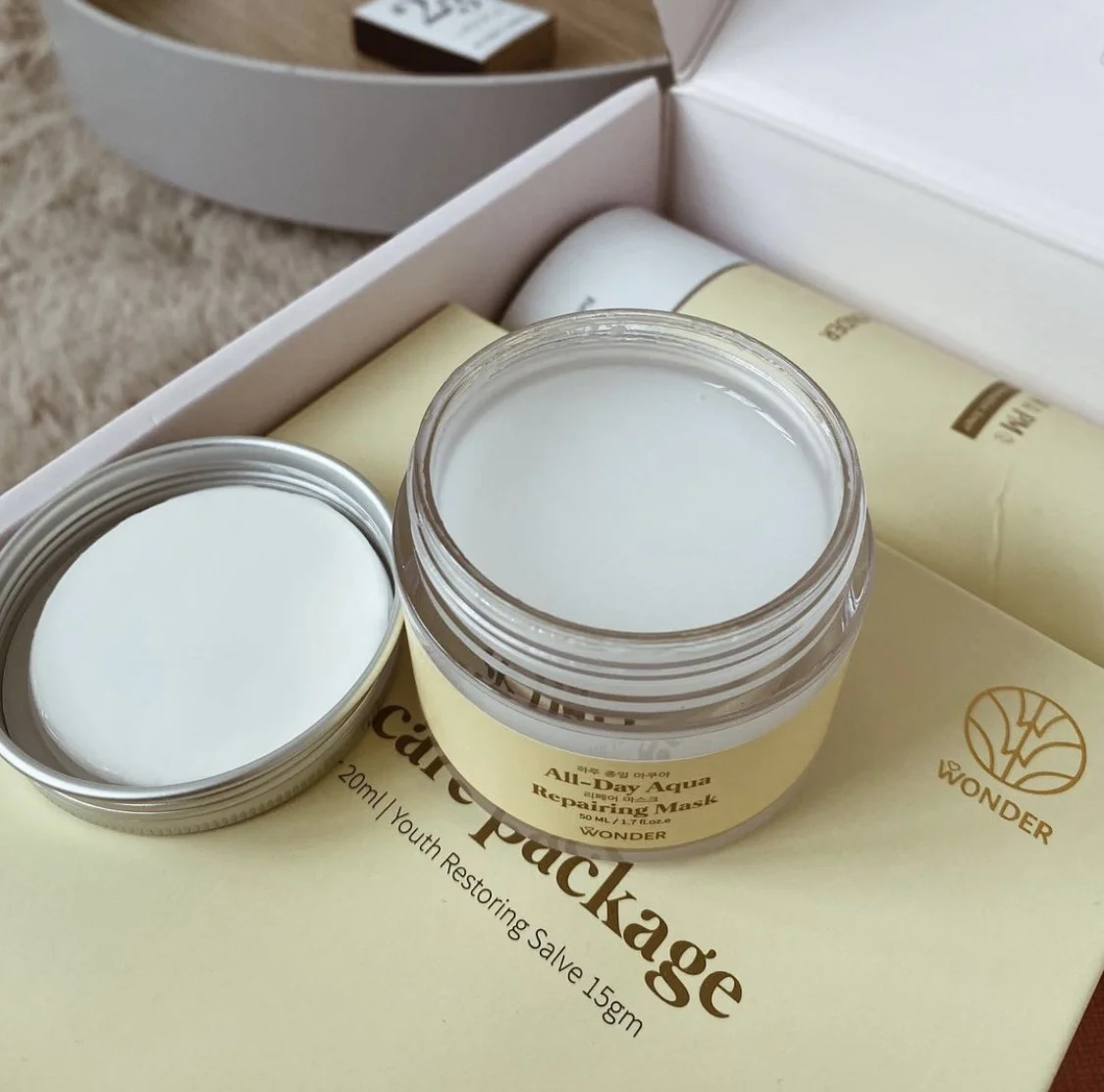Wonder All-Day Aqua Repairing Mask