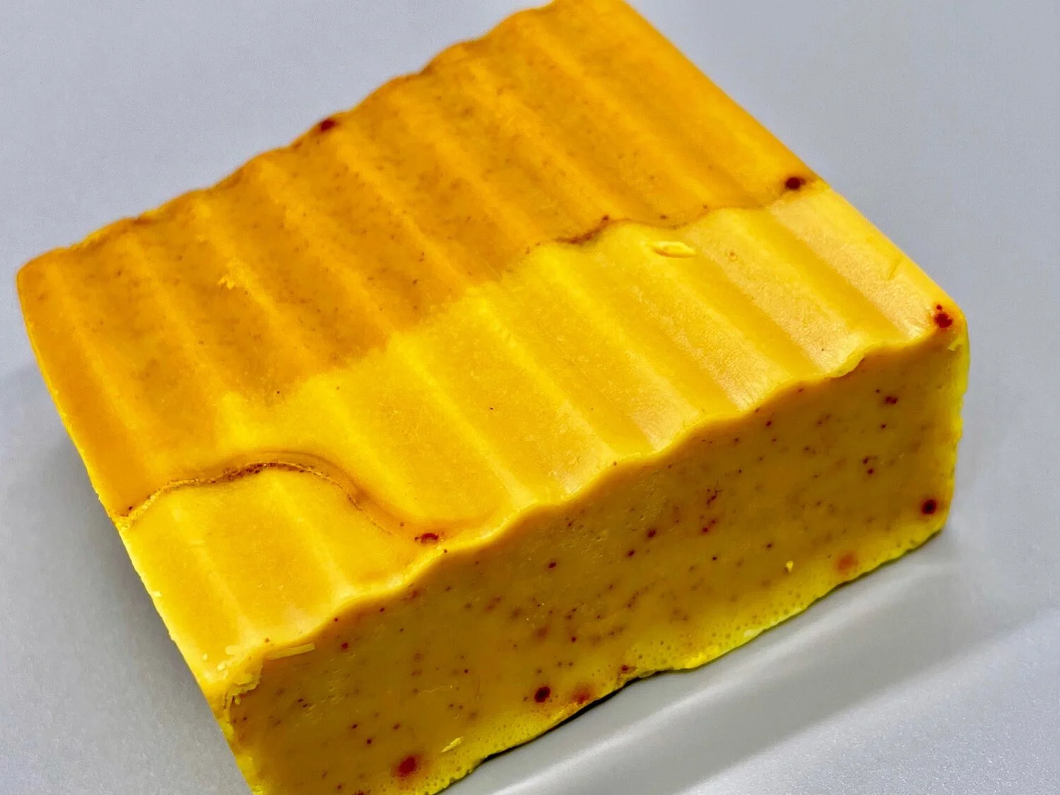 Xà phòng Lavado Essentials Tumeric Honey Bar Soap