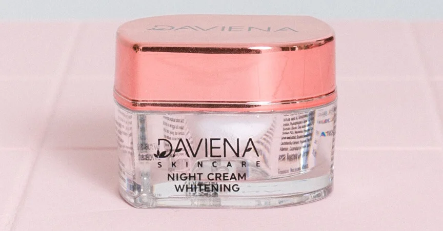 Kem dưỡng ban đêm Daviena Night Cream Glowing Series