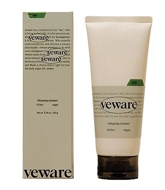Sữa rửa mặt Veware Vegan Whipping Cleanser