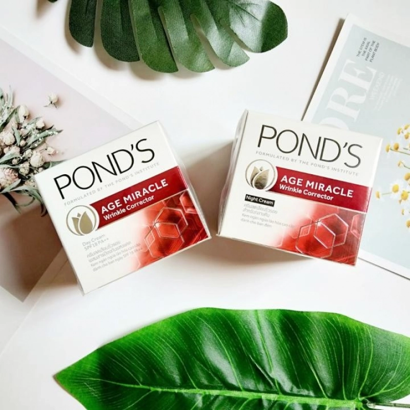 Kem chống lão hóa ban đêm và ban ngày Pond’s Age Miracle Wrinkle Corrector