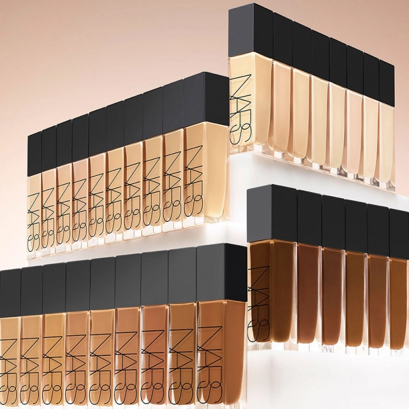 Kem nền NARS Natural Radiant Longwear Foundation