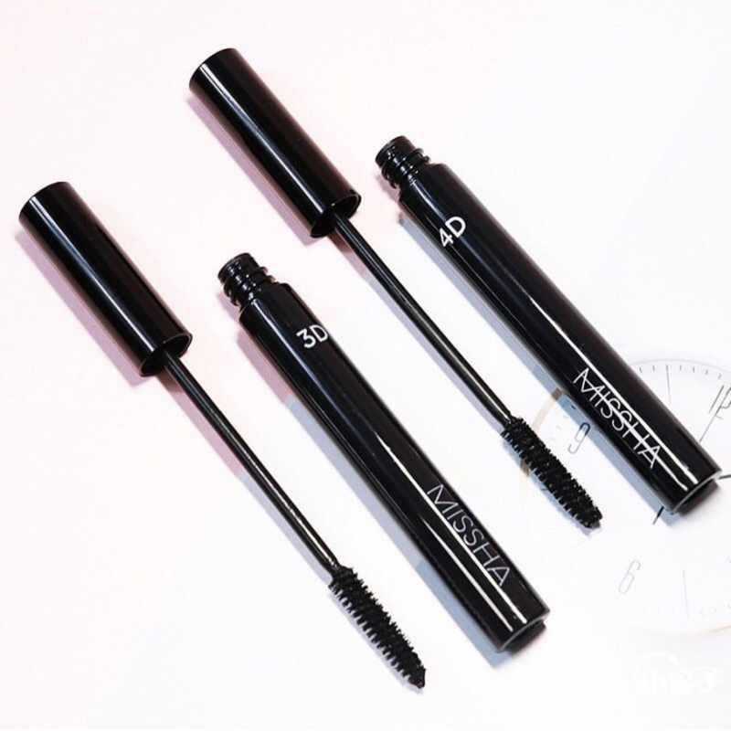 Mascara cong và dài mi MISSHA 4D Mascara