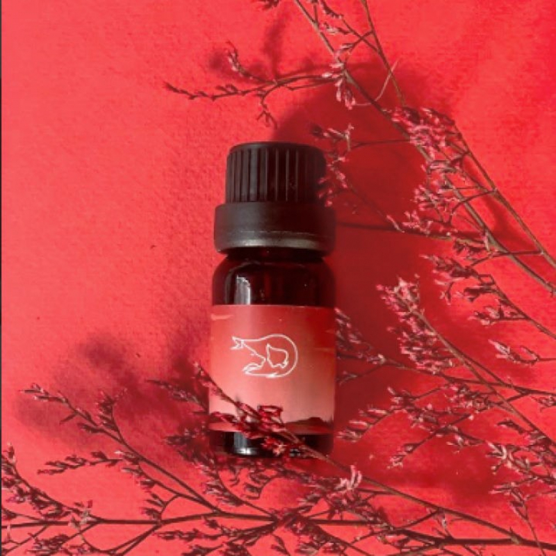 Nước hoa vùng kín dành cho nữ Cuddle Blossom Eau De Parum