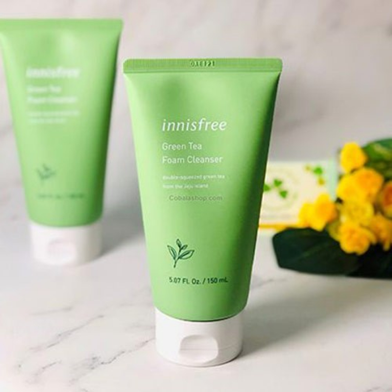 Sữa rửa mặt làm sạch innisfree Green Tea Foam Cleanser