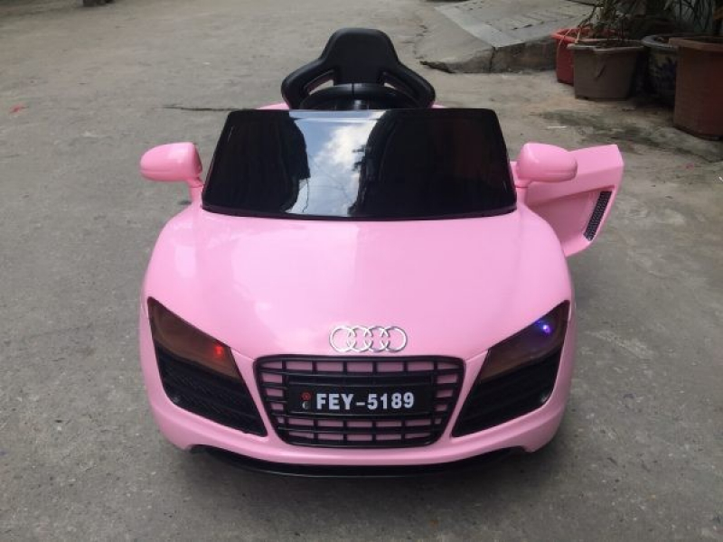 Xe Ô tô ĐIỆN trẻ em FEY