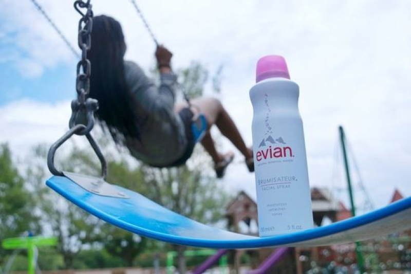 Xịt khoáng Evian Facial Spray