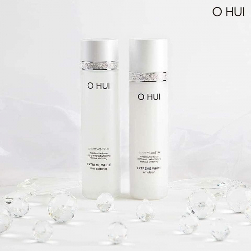 Ohui Extreme White Skin Softener