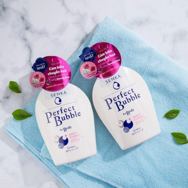 Sữa tắm dưỡng ẩm Senka Perfect Bubble