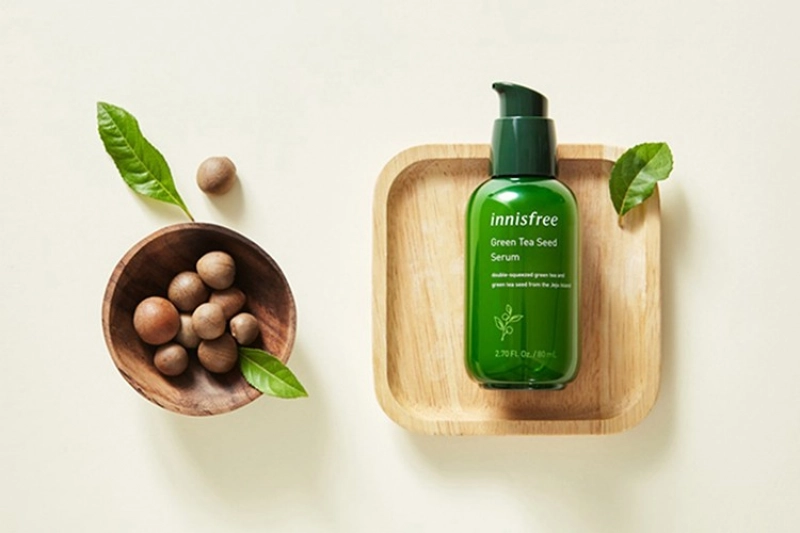 Tinh chất dưỡng ẩm cô đặc từ trà xanh và dầu hạt trà xanh tươi Jeju Innisfree The Green Tea Seed Serum